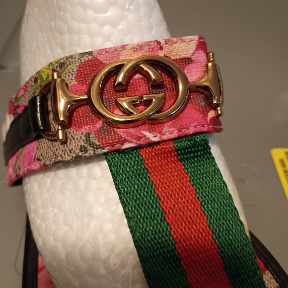 Gucci Floral Slide Sandals with Logo - Picture 2 of 4